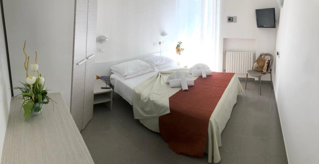 Hotel Villa Teresa 로아노 외부 사진