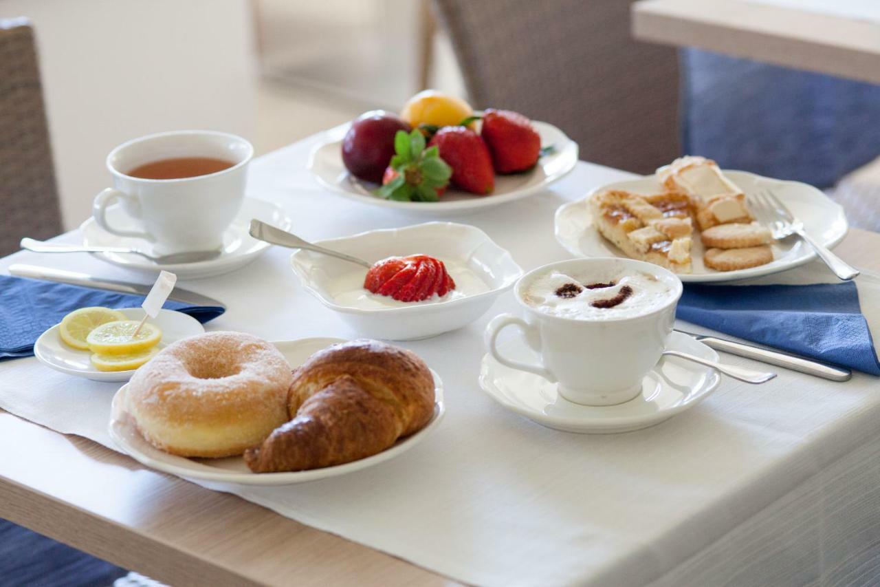 Hotel Villa Teresa 로아노 외부 사진